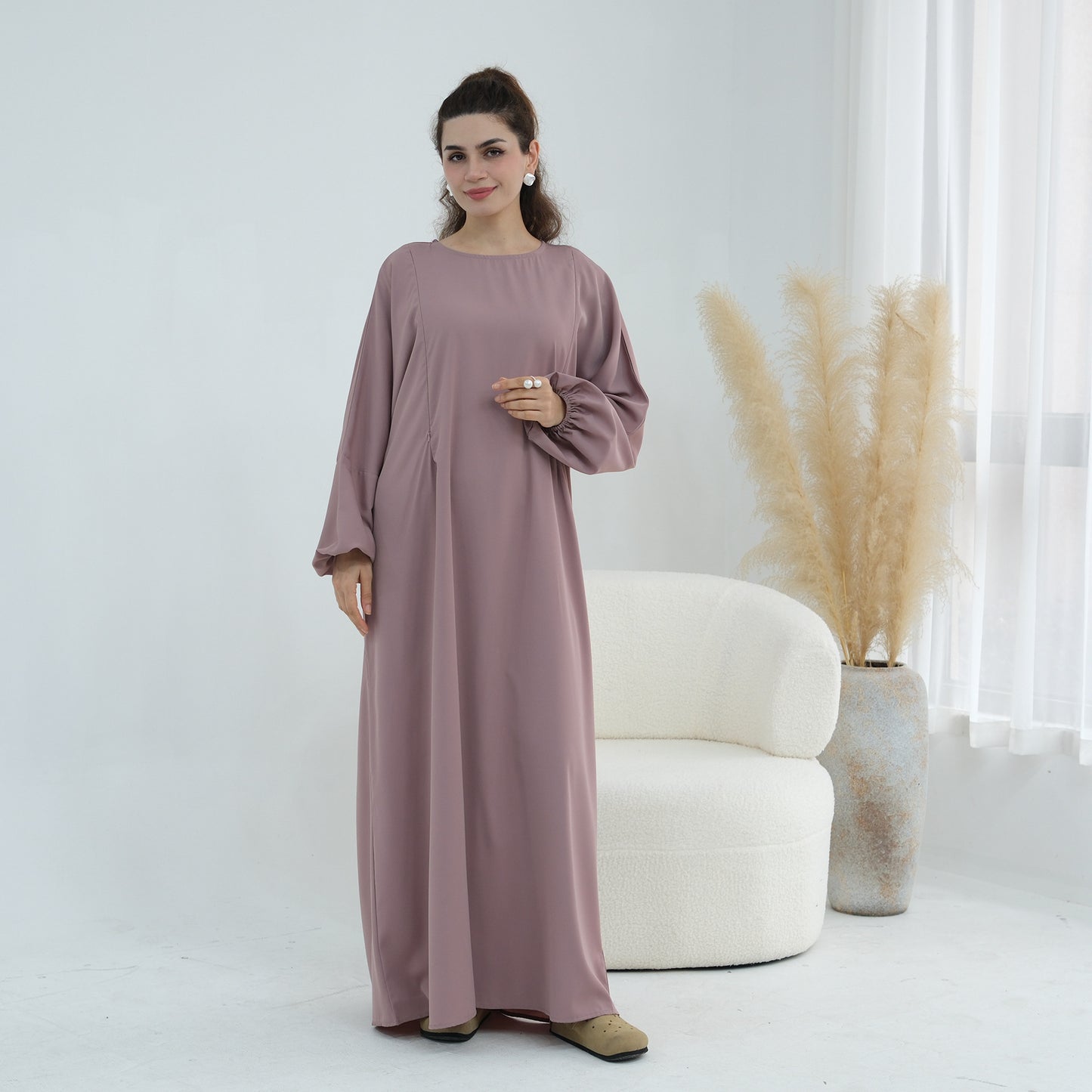 Amina – Still-Abaya mit Zip-Öffnung