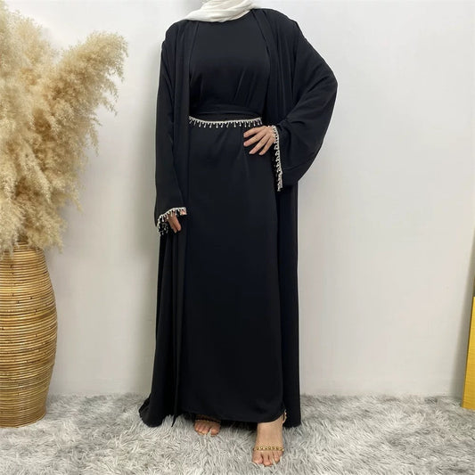 Hana – Klassische Abaya mit Glitzer