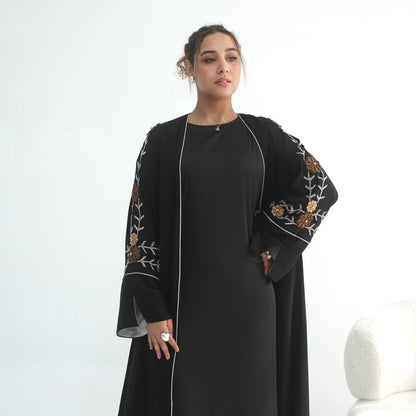 Merve – Bestickter Kimono mit Blumenmuster – Bild 7