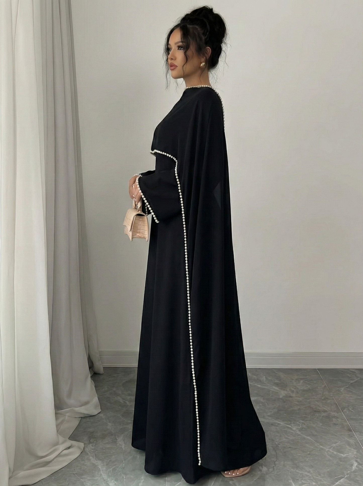 Elora – Abaya mit Perlenbesatz – Bild 14