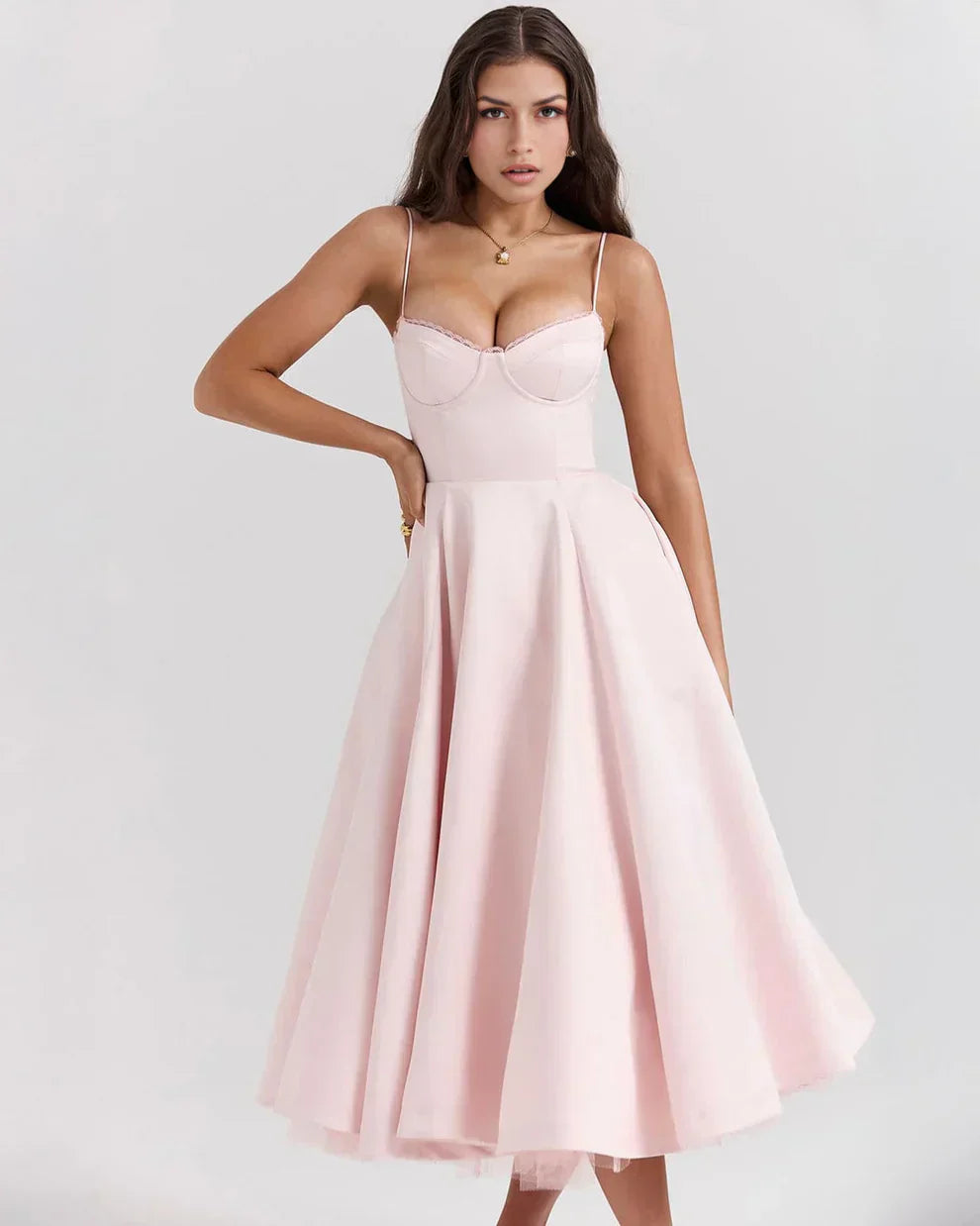 Arela – Ausgestelltes Abendkleid – Bild 25