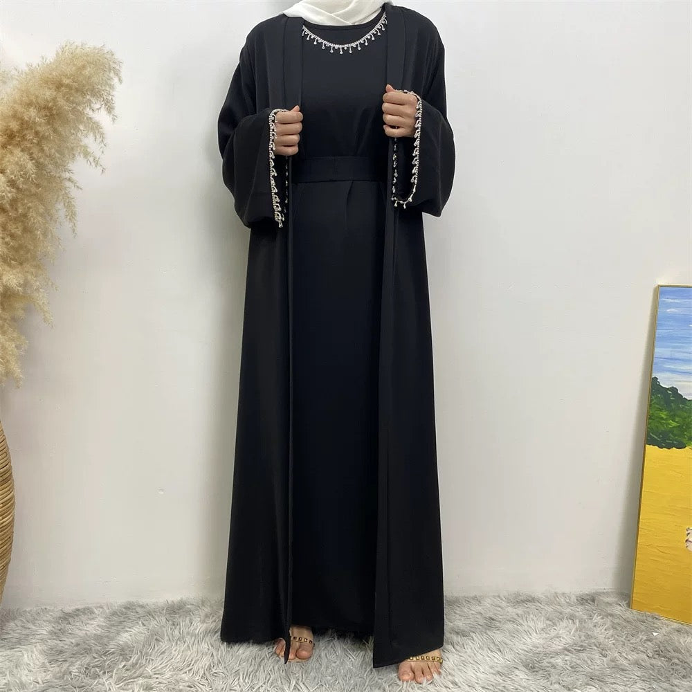 Hana – Klassische Abaya mit Glitzer – Bild 6