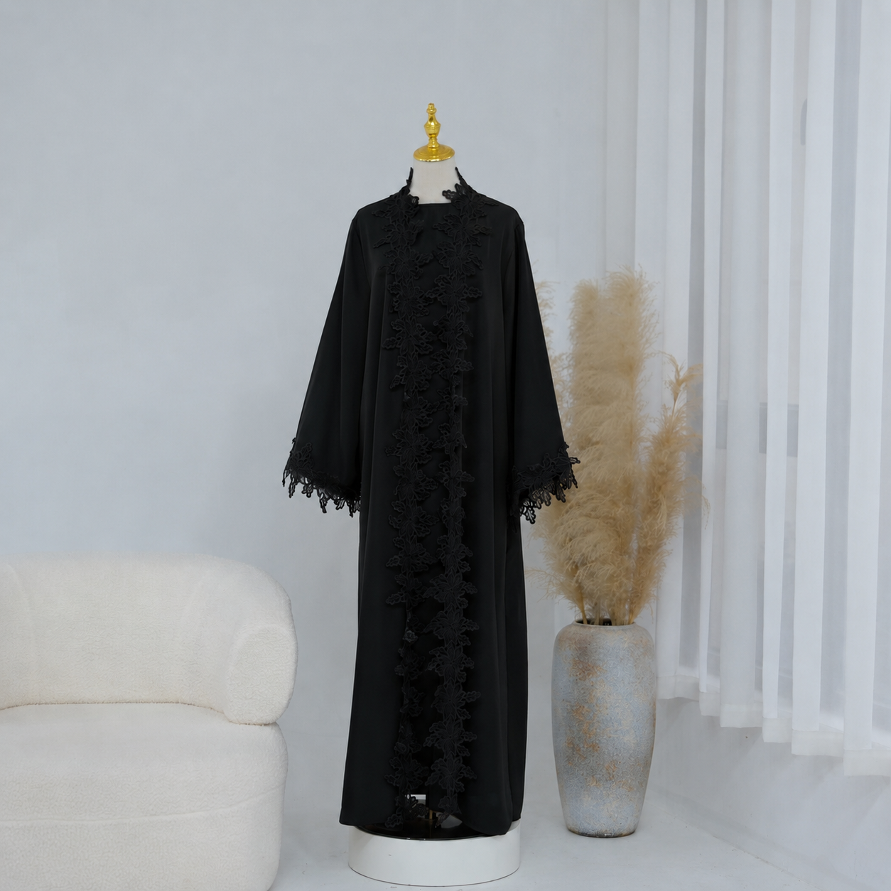 Elanur – Kimono mit Spitzenbesatz – Bild 8