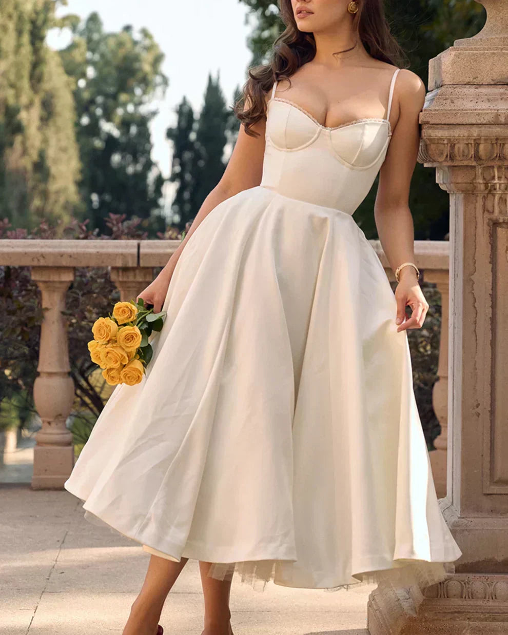 Arela – Ausgestelltes Abendkleid – Bild 20