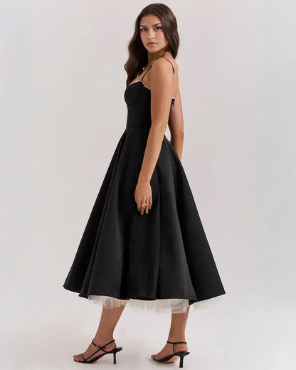 Arela – Ausgestelltes Abendkleid – Bild 9