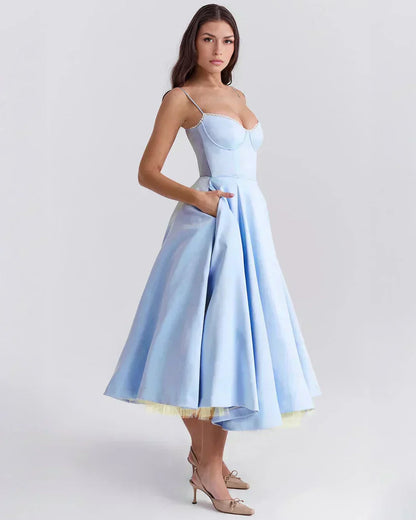 Arela – Ausgestelltes Abendkleid – Bild 40