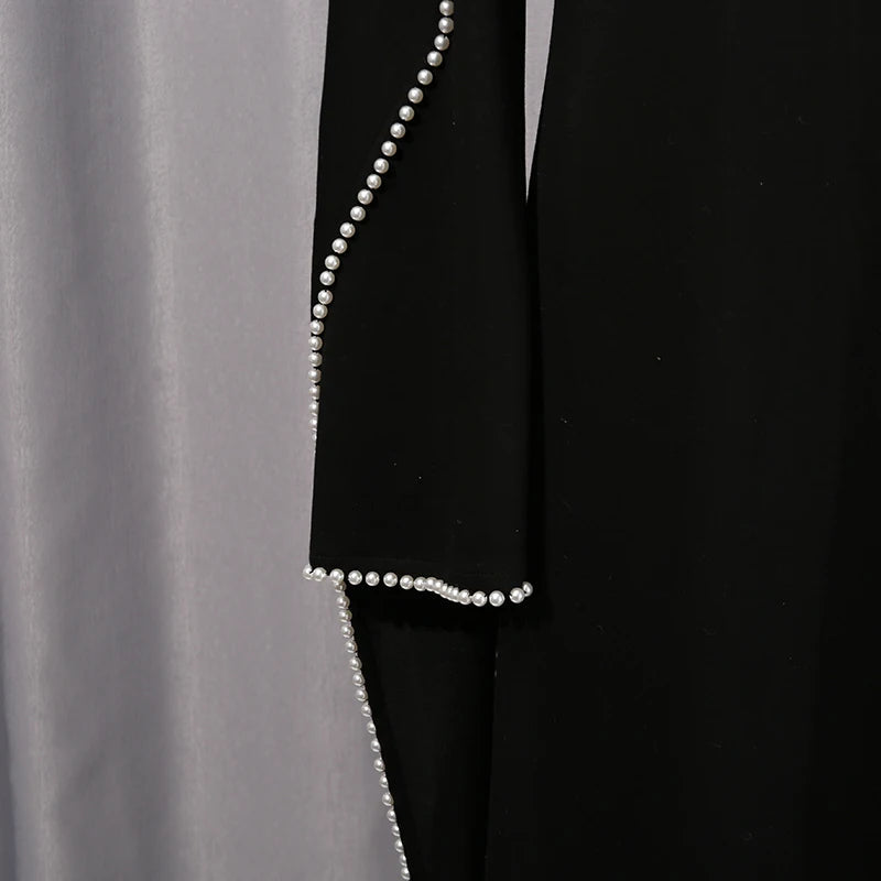 Elora – Abaya mit Perlenbesatz – Bild 19