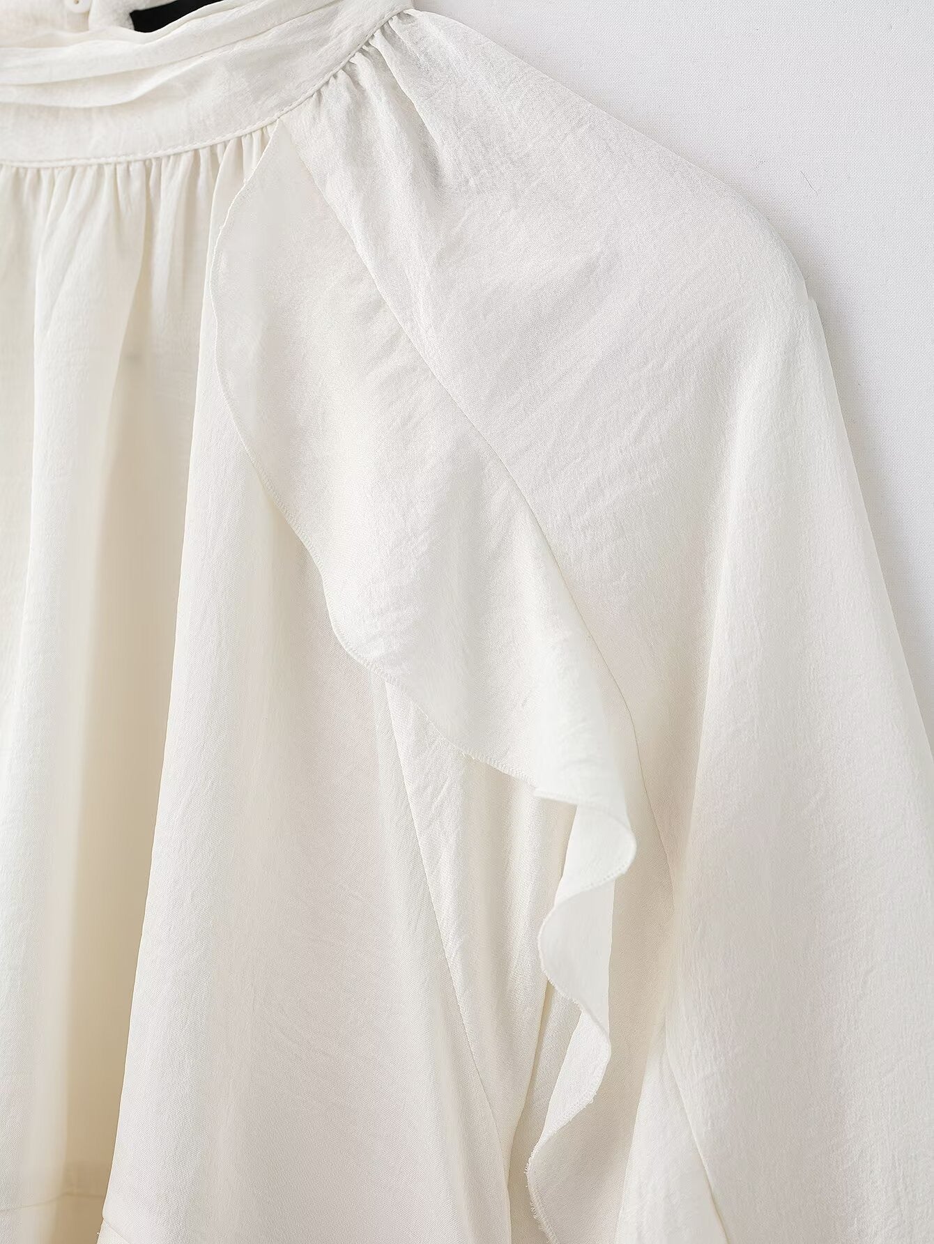 Esma – Rüschenbluse – Bild 5