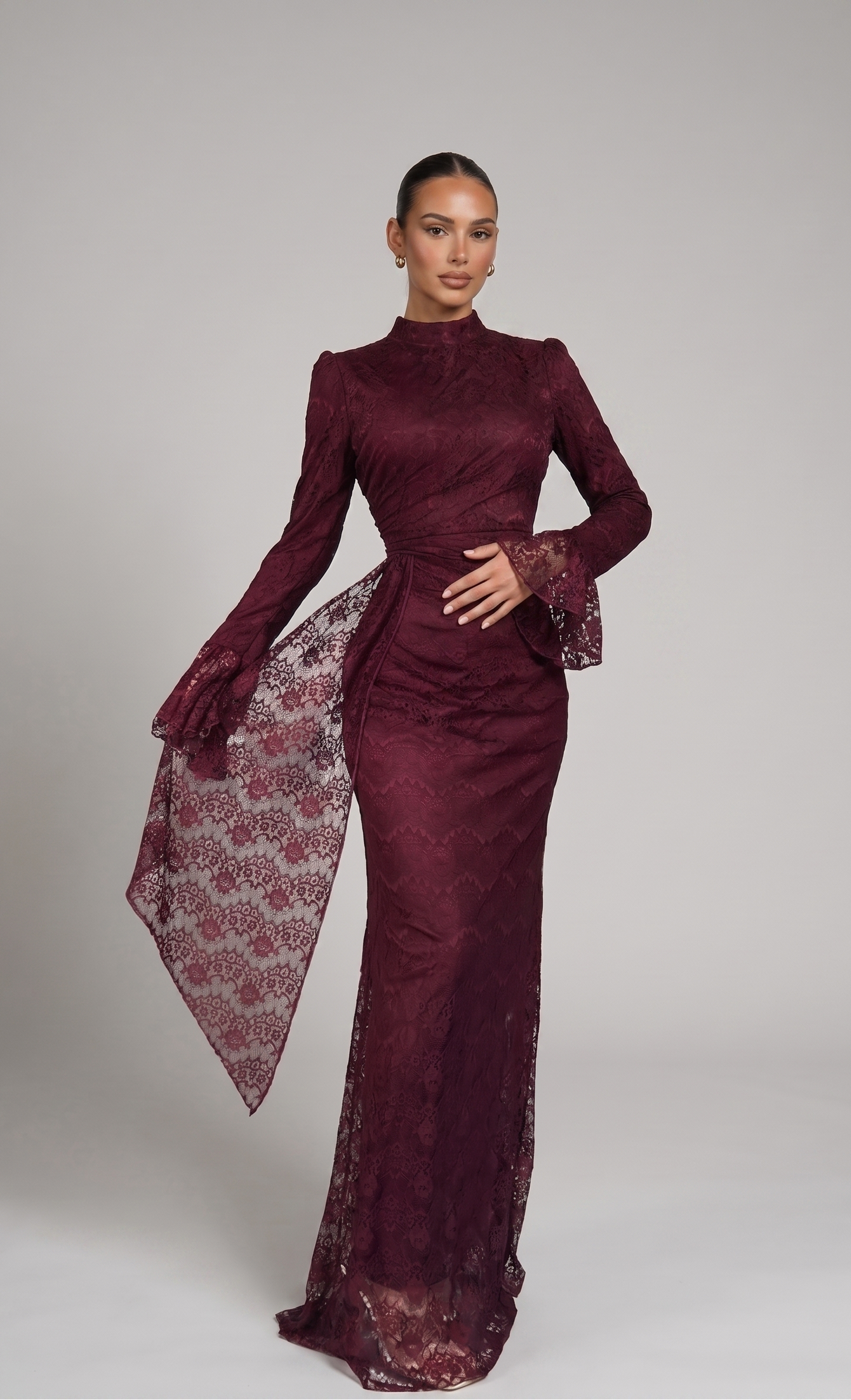 Feyza – Spitzen-Maxikleid – Bild 3