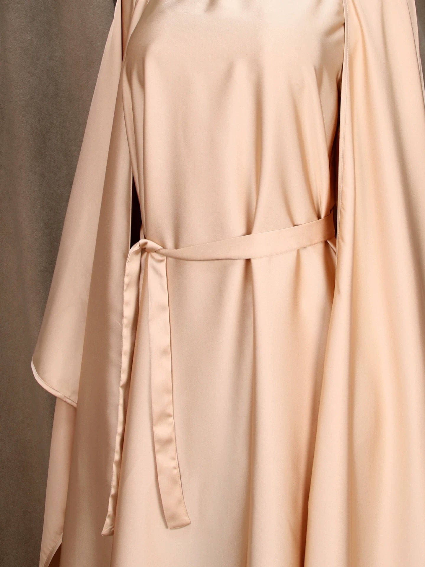 Rima – Abaya mit Verzierung – Bild 5