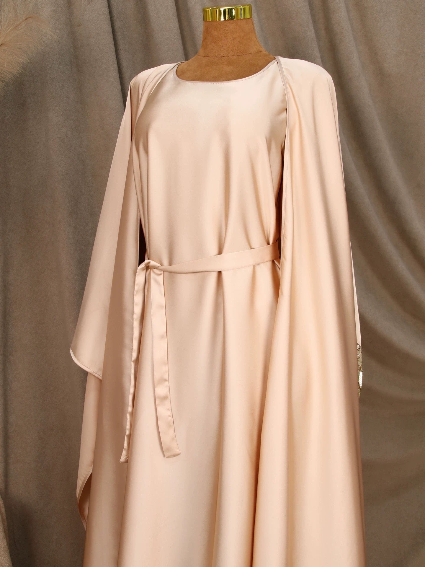 Rima – Abaya mit Verzierung – Bild 6