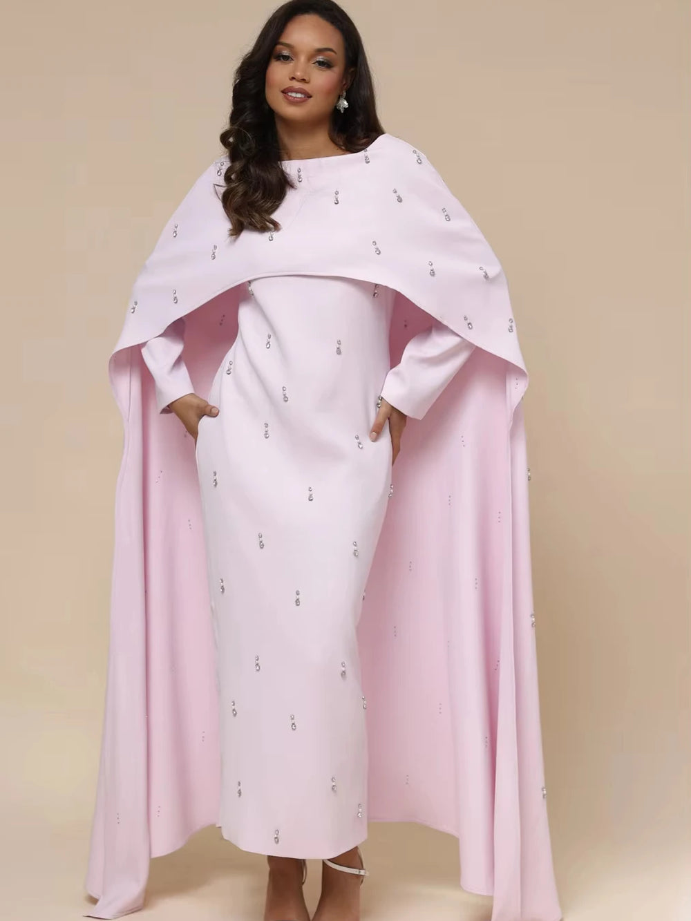 Sena – Abaya mit Cape und Applikationen