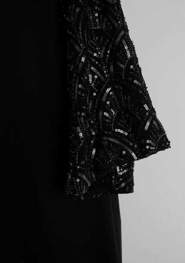 Noor – Abaya mit Strass und Tuch in Schwarz – Bild 3