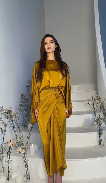 Malika Satinkleid in Gold
