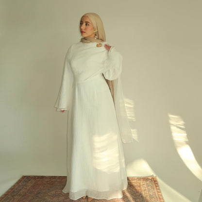 Yasmin – Plissee-Robe mit Rundhals