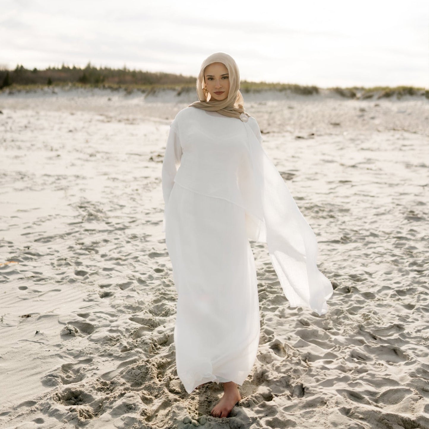 Yasmin – Plissee-Robe mit Rundhals