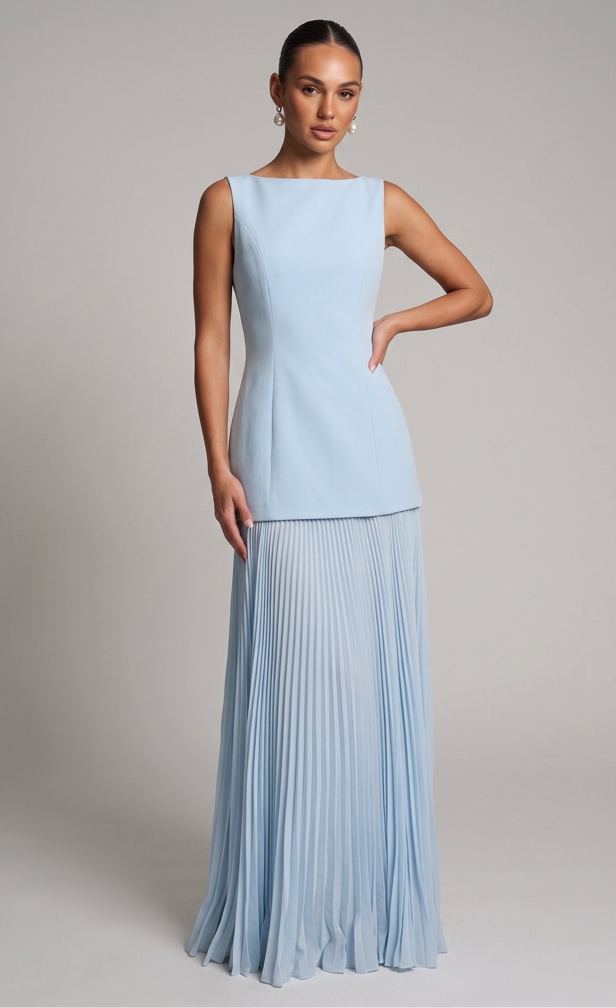 Derin – Plissiertes Maxikleid
